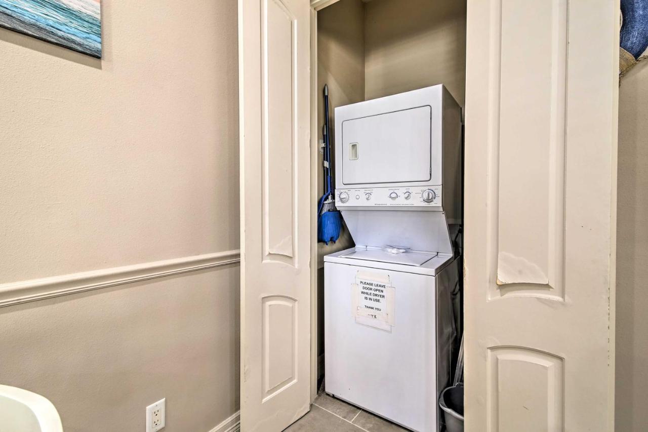 South Padre Island Condo - 200 Ft To Beach! 외부 사진