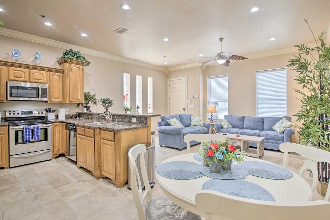 South Padre Island Condo - 200 Ft To Beach! 외부 사진